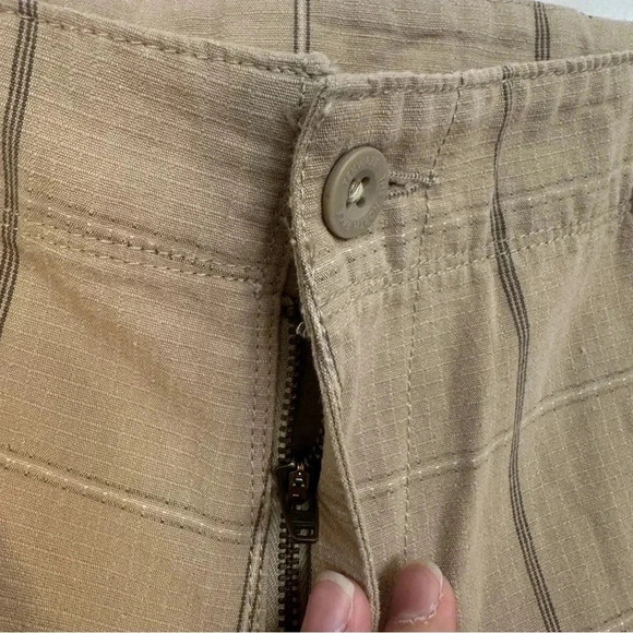 The North Face Rainier Surplus Cargo Shorts Mens Size 36 Beige Outdoor‎ Camping - Picture 5 of 16
